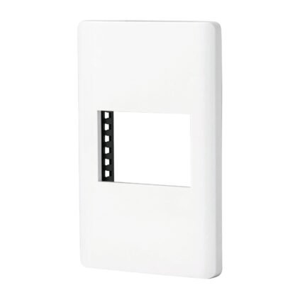 Placa blanca de 1 ventana 1.5 módulos, línea Lisboa, Volteck PPSE15-LB